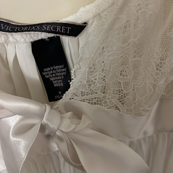 victoria secret dress - Picture 3 of 5